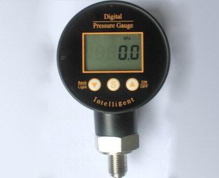 Digital Pressure Gauge with Battery-Powered 